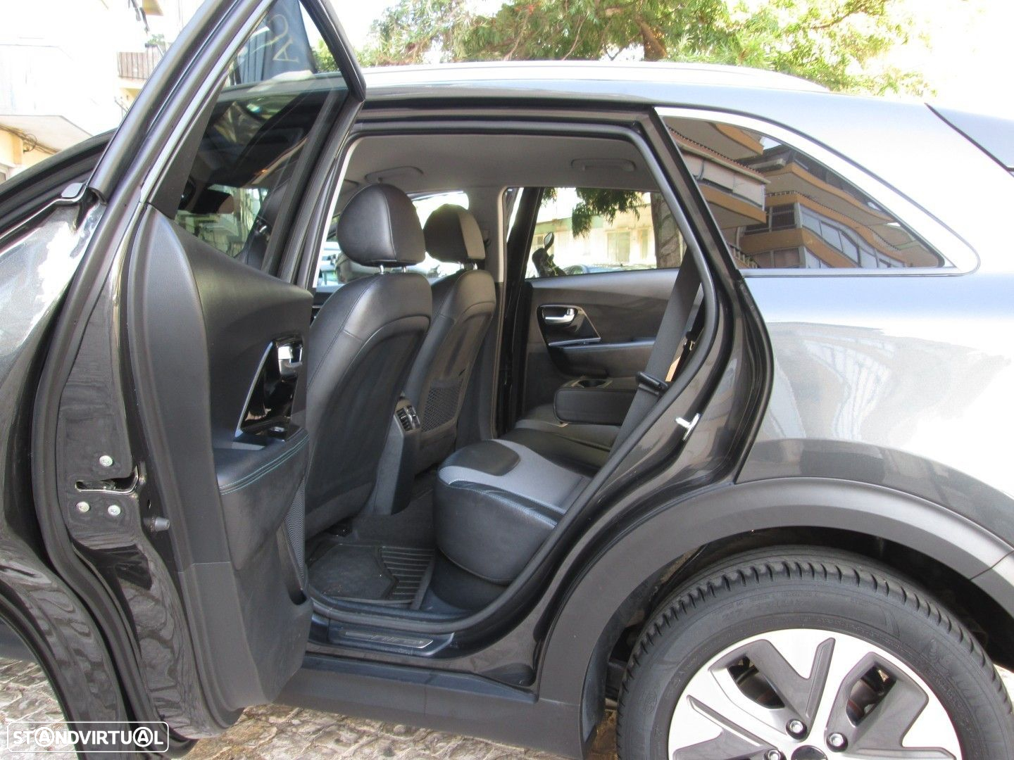 Kia e-Niro 39.2kWh Move 39 - 11