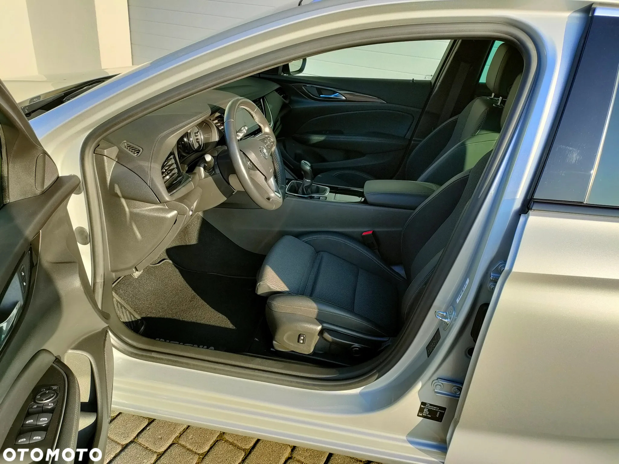 Opel Insignia 2.0 CDTI Elegance S&S - 11