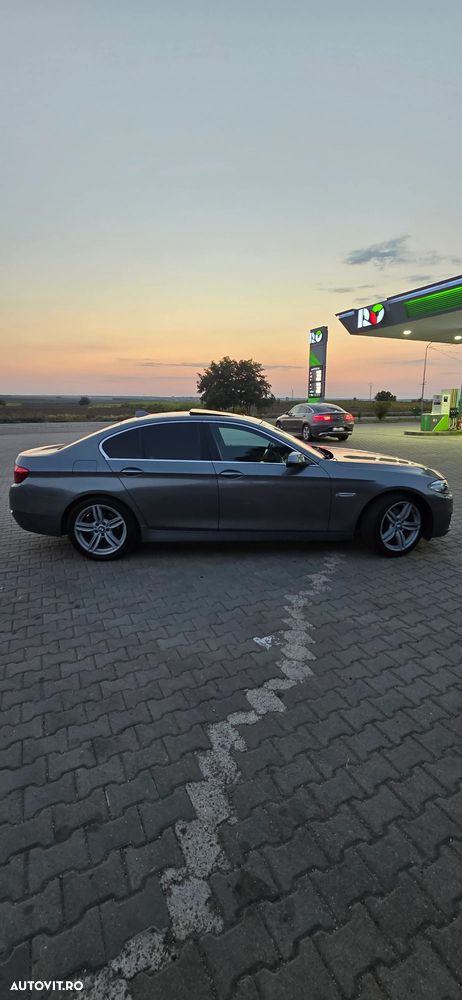 BMW Seria 5 520d xDrive AT - 3