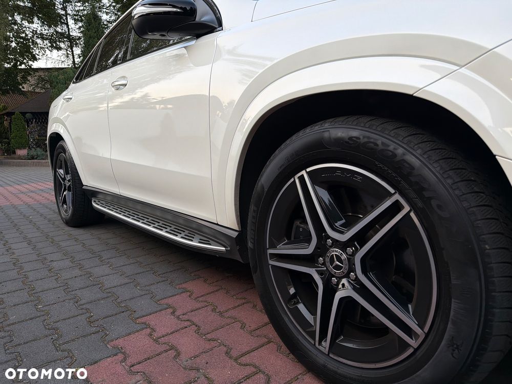 Mercedes-Benz GLE - 12