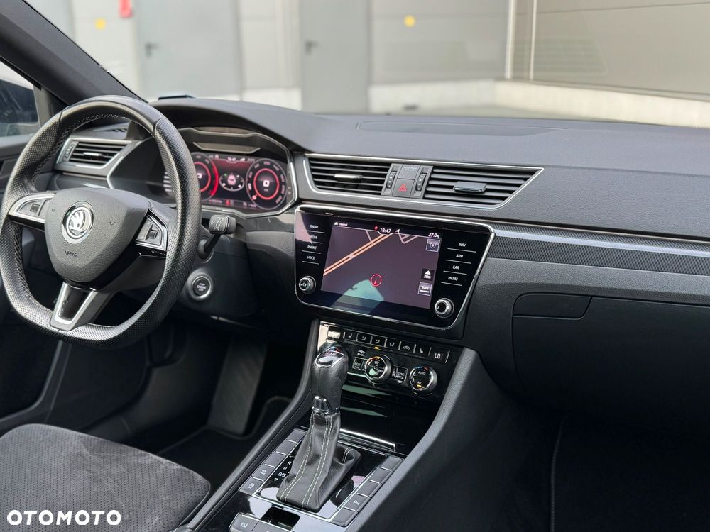 Skoda Superb 2.0 TDI DSG Sportline - 31