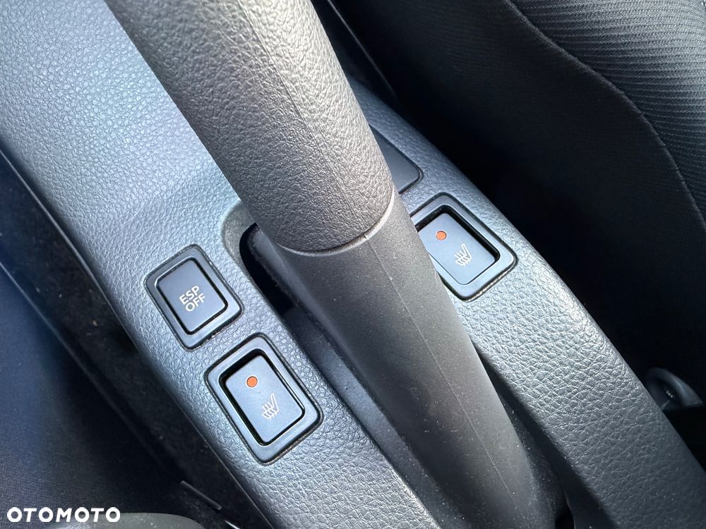Suzuki SX4 1.6 Comfort Plus - 22