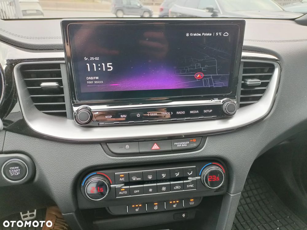 Kia ProCeed 1.5 T-GDI GT Line - 17