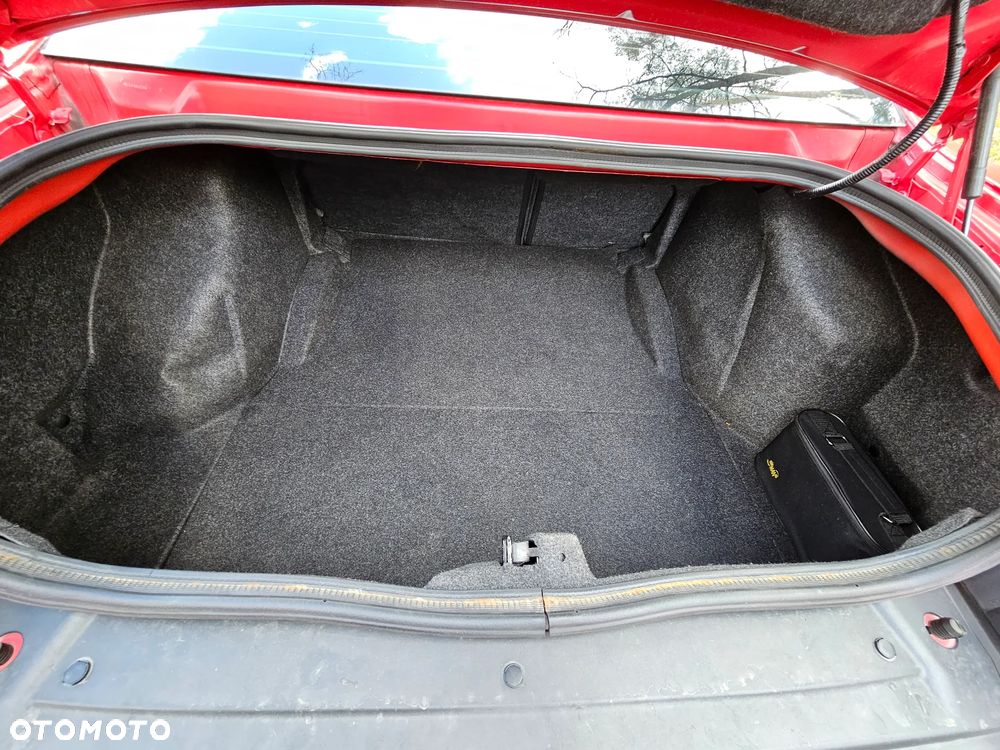 Dodge Challenger - 13