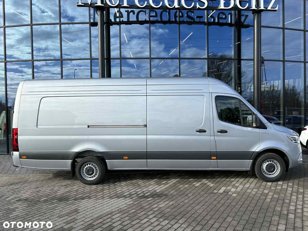 Mercedes-Benz Sprinter - 4