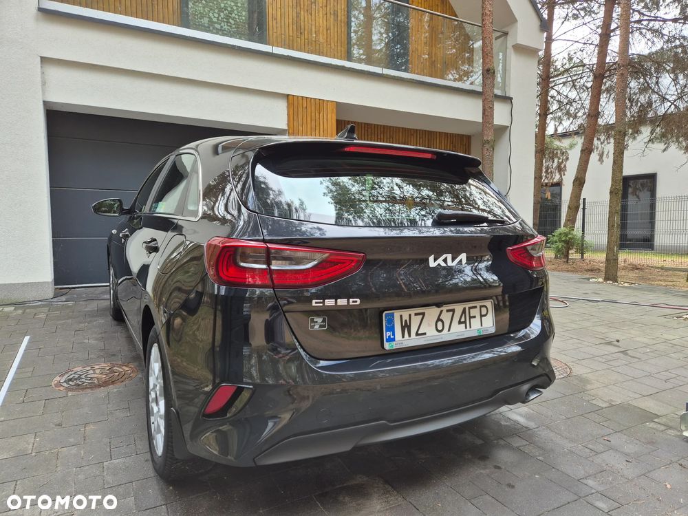 Kia Ceed 1.5 T-GDI M - 5