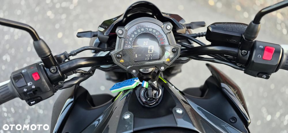 Kawasaki Z 900 - 24