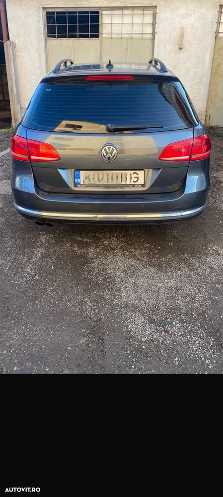 Volkswagen Passat Variant 2.0 TDI Blue TDI DSG Comfortline - 4