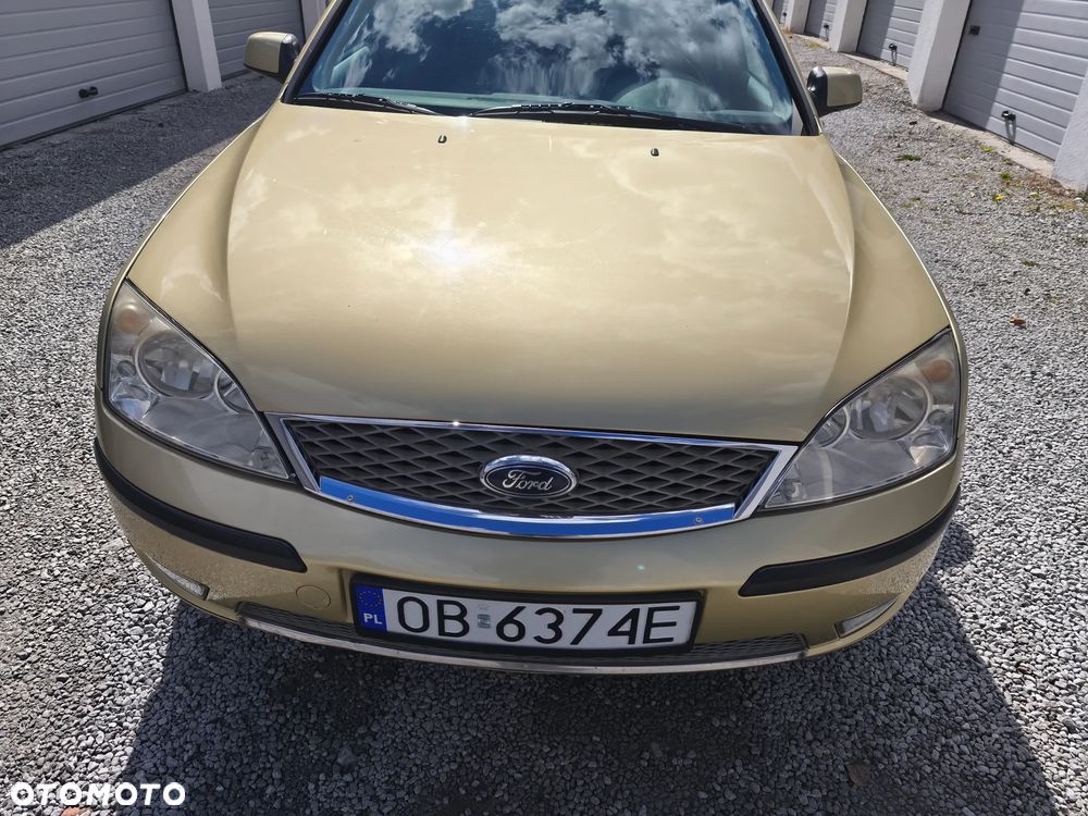 Ford Mondeo 1.8 Ambiente - 13