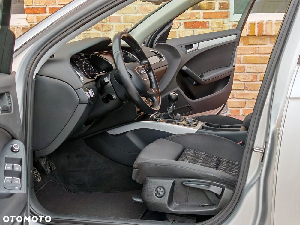 Audi A4 Limousine 2.0 TDI DPF S line Sportpaket - 10