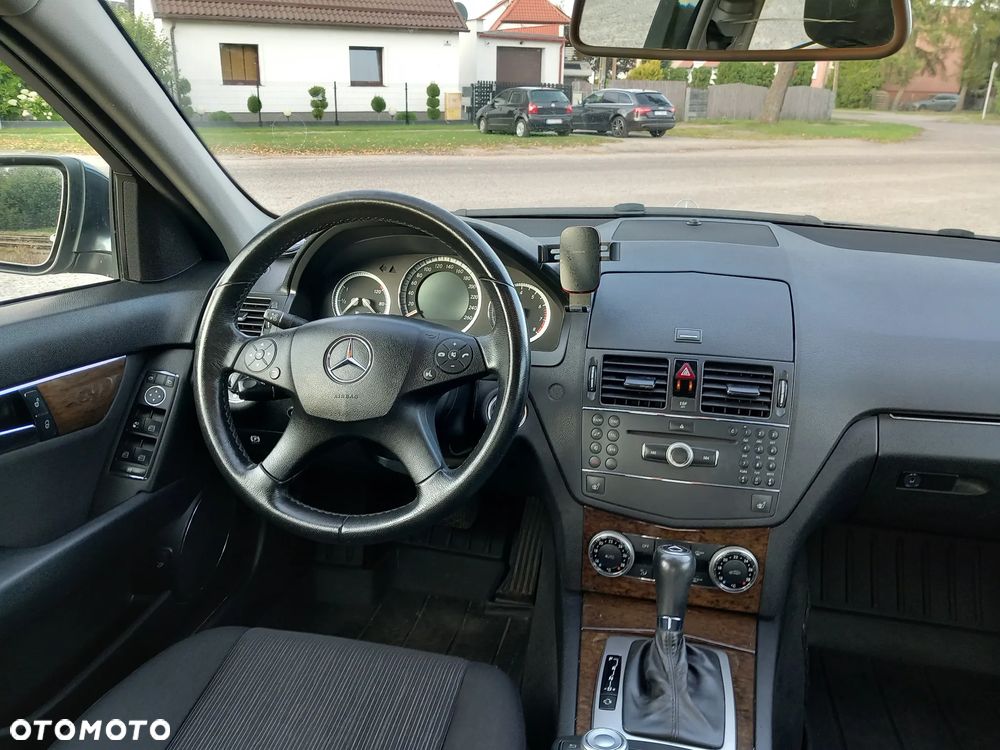 Mercedes-Benz Klasa C - 27