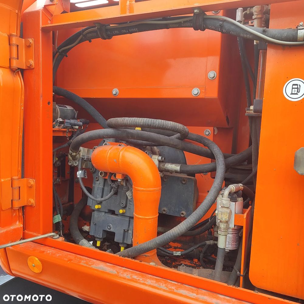 Doosan DX 140 + Akcesoria - 4
