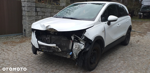 Opel Crossland X 1.2 T Design Line S&S