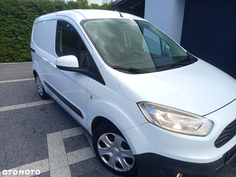 Ford TRANZIT COURIER - 8