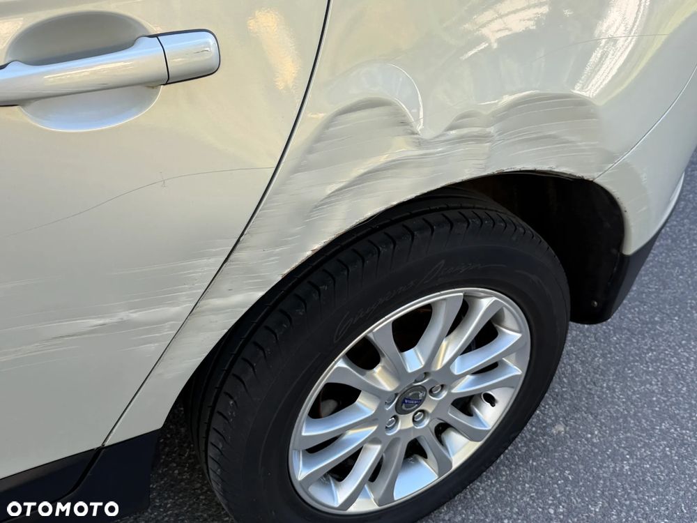 Volvo XC 60 D5 AWD Momentum - 31