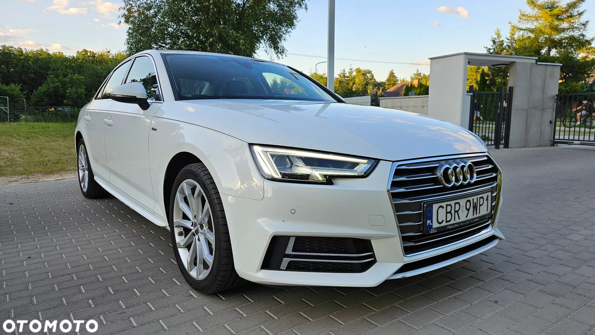 Audi A4 2.0 TFSI ultra S tronic - 13