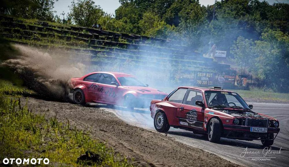 BMW Seria 3 325i - 1