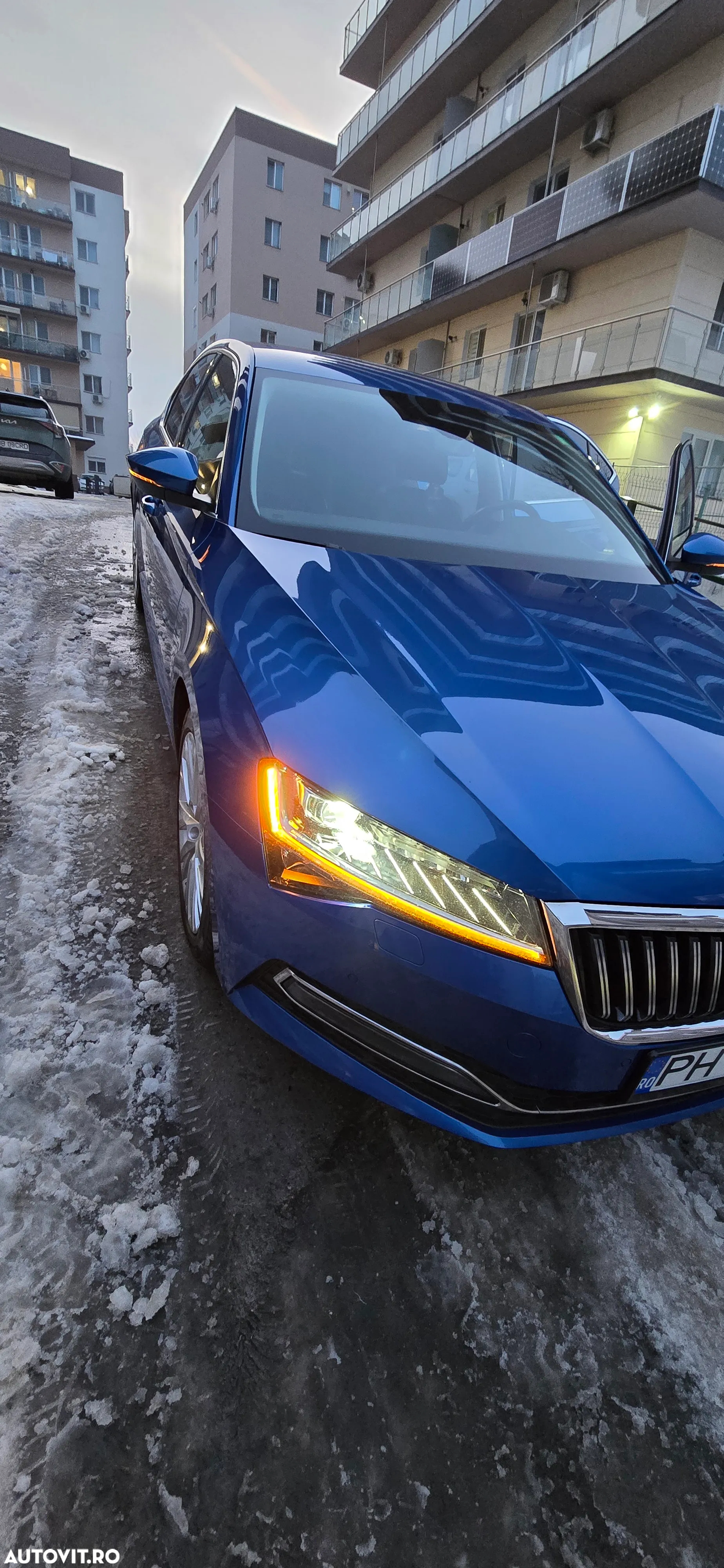 Skoda Superb 2.0 TDI DSG Style - 28