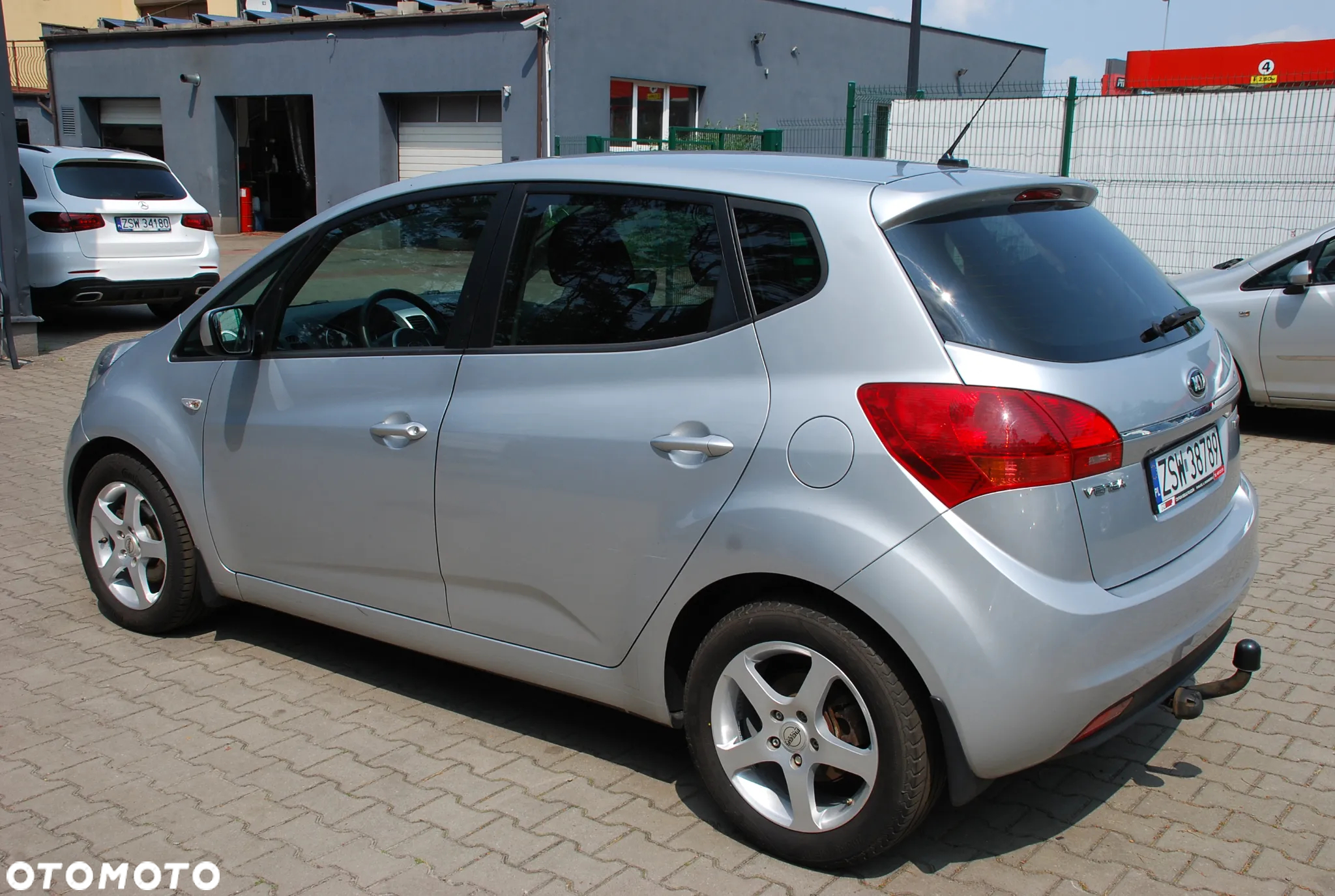 Kia Venga 1.4 CVVT Business Line - 3