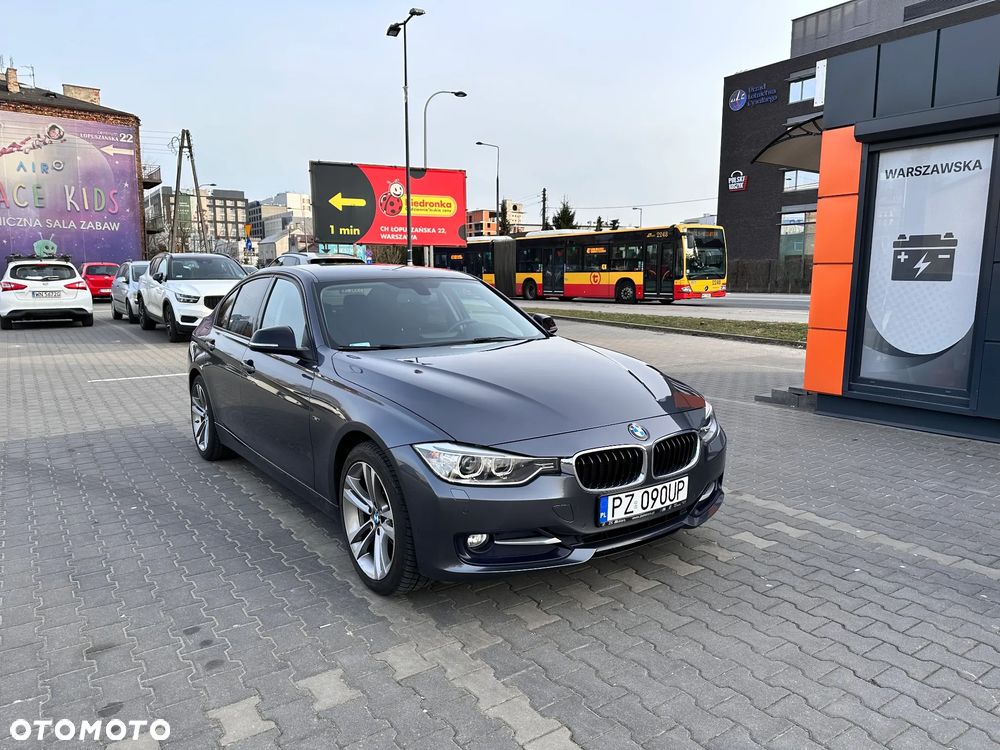 BMW Seria 3 320d Sport Line - 6