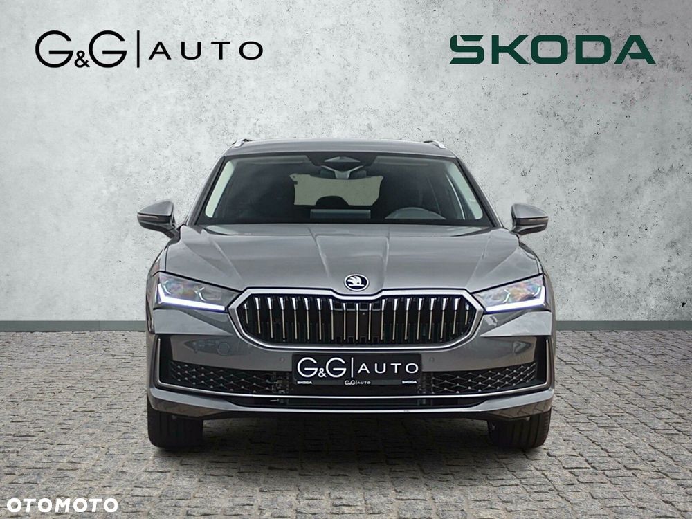 Skoda Superb 2.0 TDI SCR 4x4 Edition 130 DSG - 9