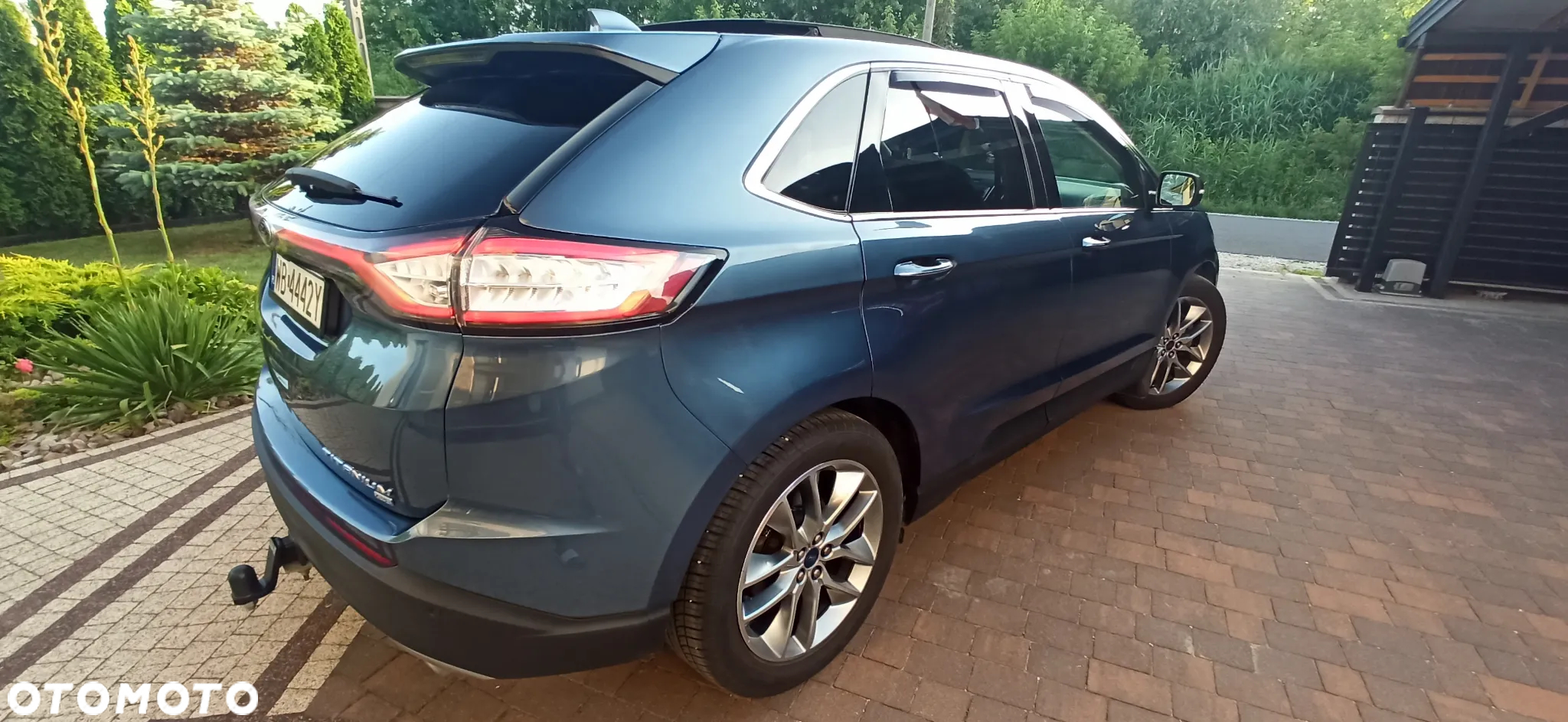 Ford Edge - 8