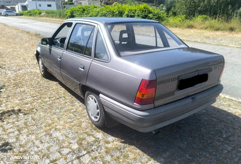 Opel Kadett - 4