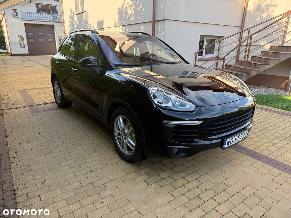 Porsche Cayenne S E-Hybrid - 2