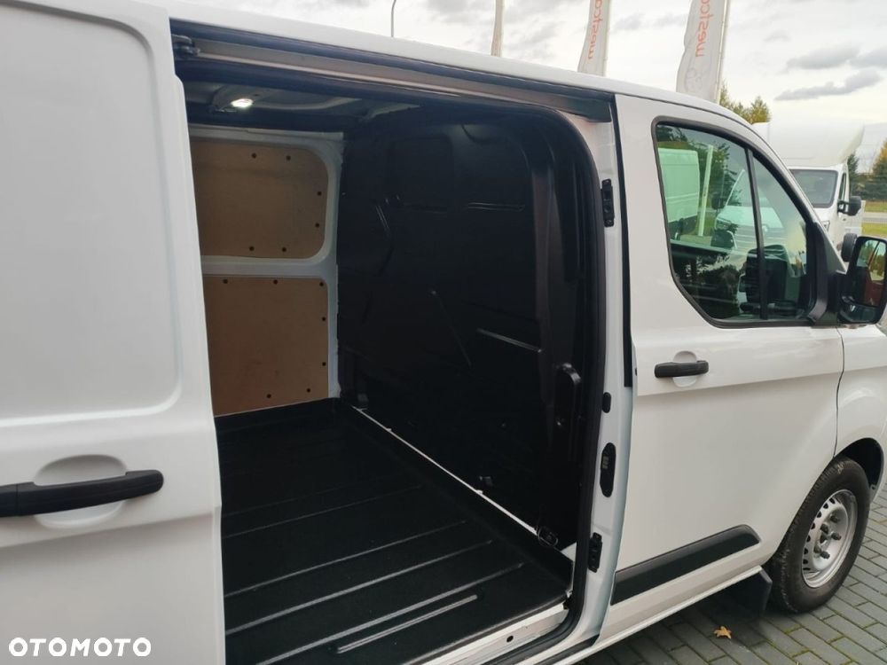 Ford Transit Custom - 22