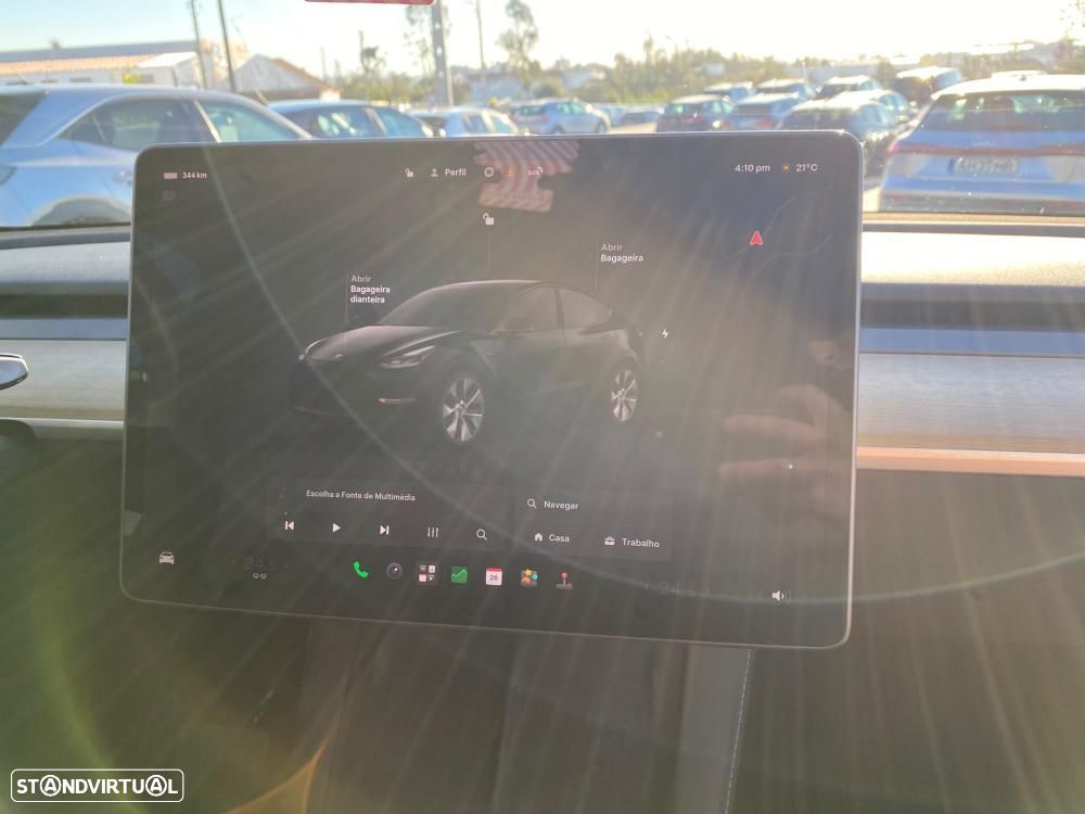Tesla Model Y Standard RWD - 6