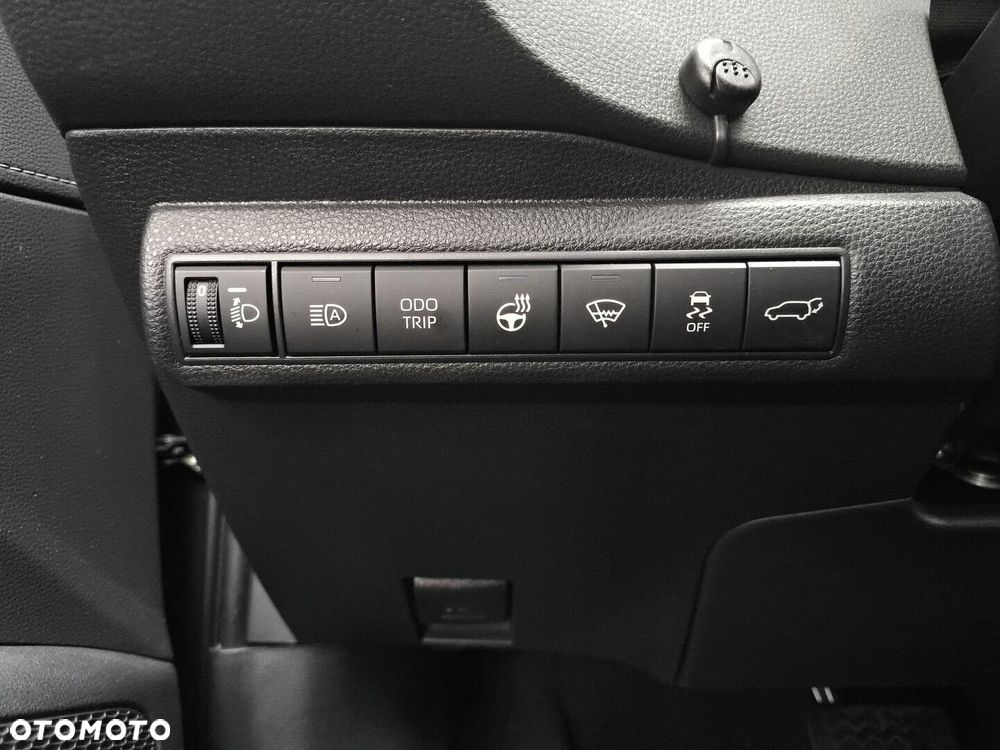 Toyota Corolla 1.8 Hybrid Style - 22