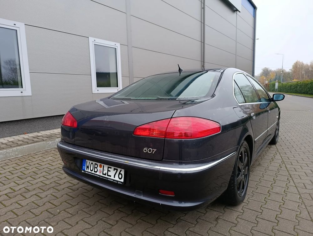 Peugeot 607 - 12