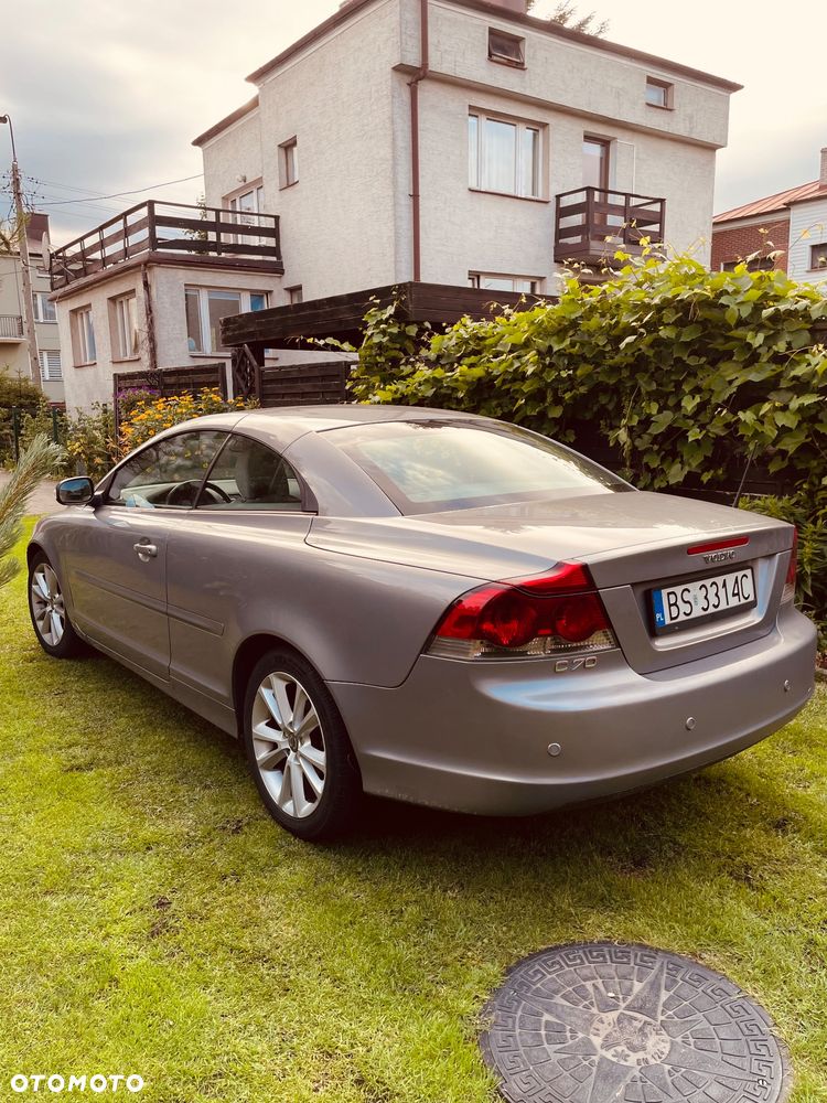 Volvo C70 2.0D Summum - 4