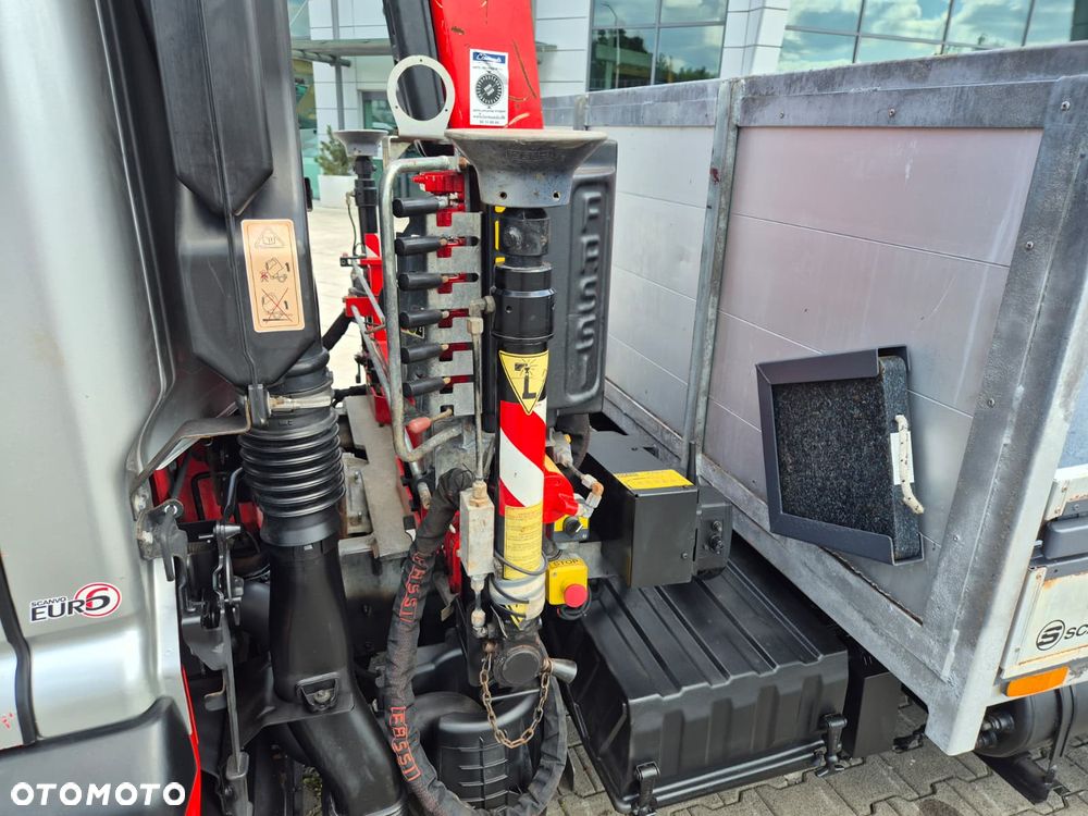 Renault D 7.5 180 / SKRZYNIA / HDS FASSI F32 / NISKI PRZEBIEG / BEZWYPADKOWY / OKLEJONY / AUTOMAT / CHWYTAK / SERWISOWANY / UNIKAT / EURO 6 - 14