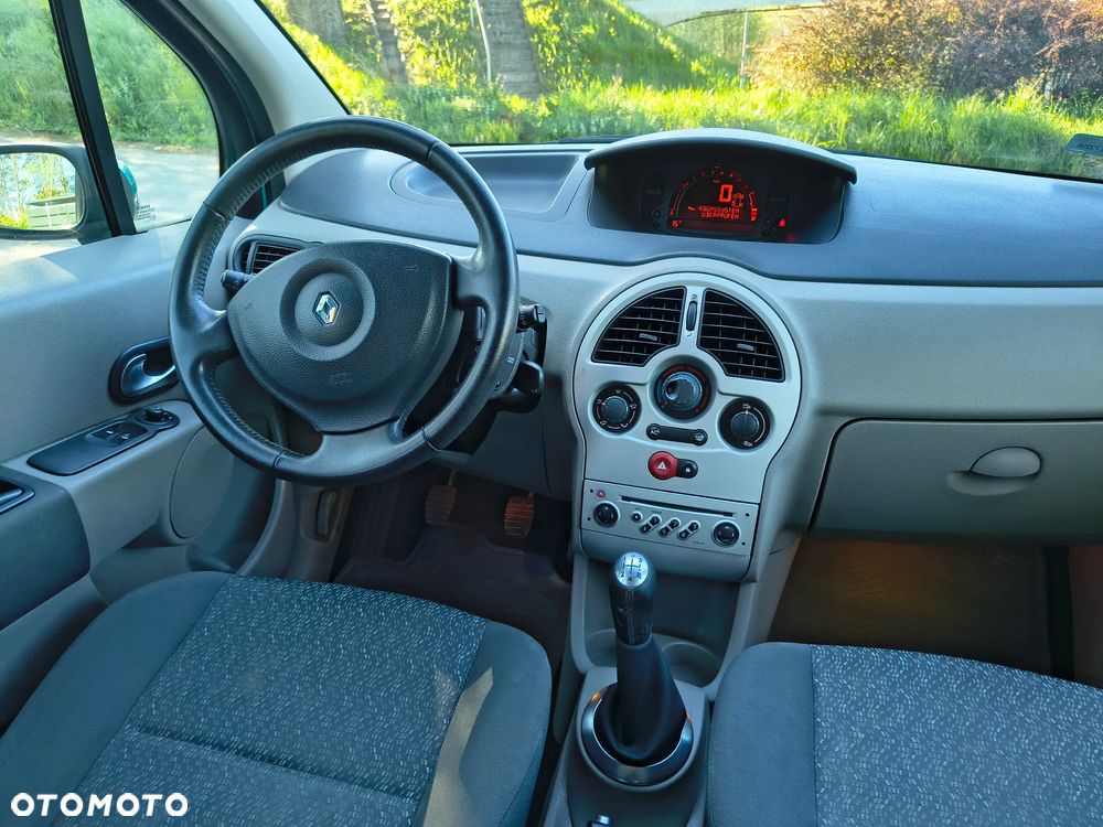 Renault Modus - 22