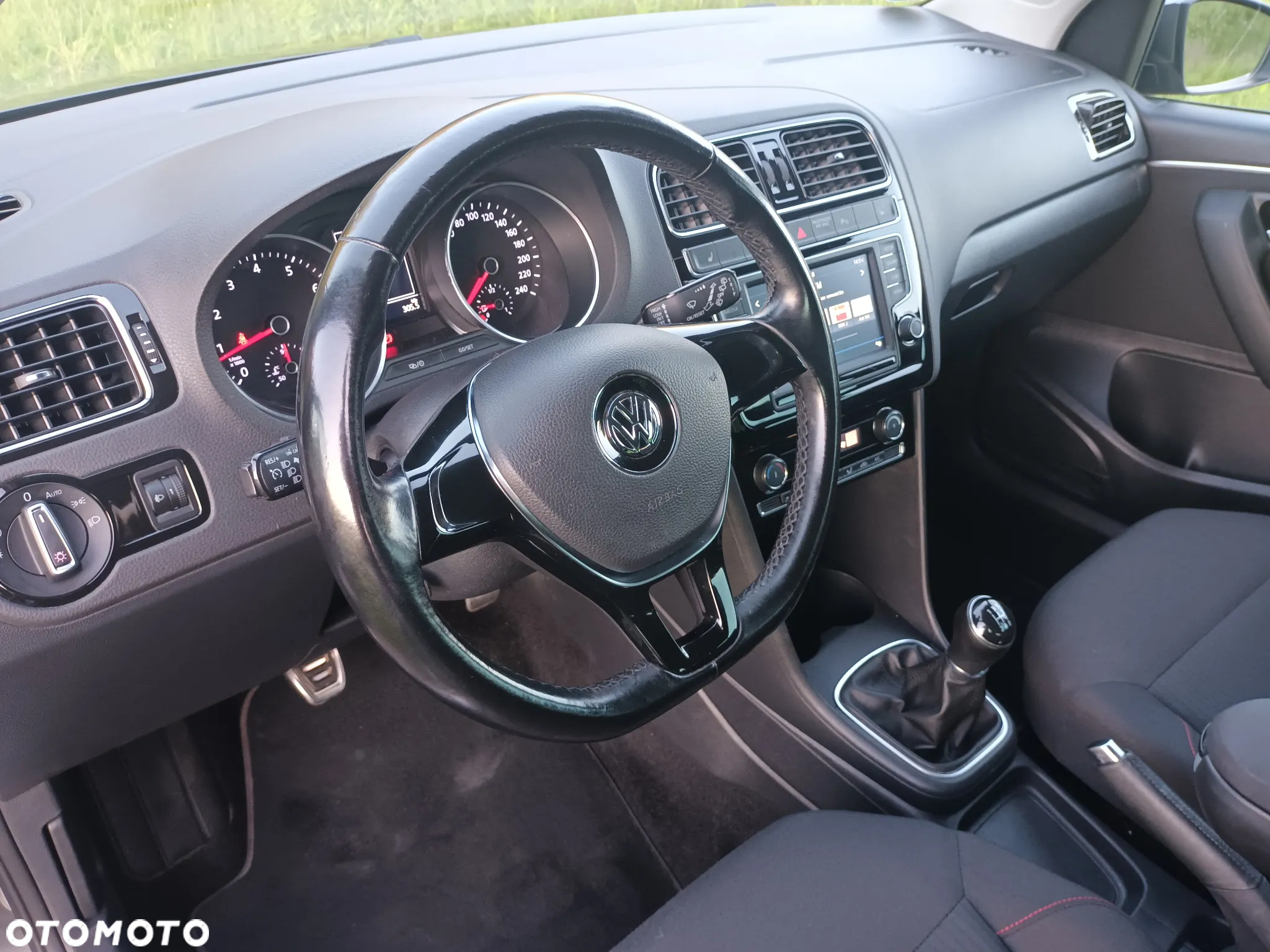 Volkswagen Polo 1.0 (Blue Motion Technology) SOUND - 23