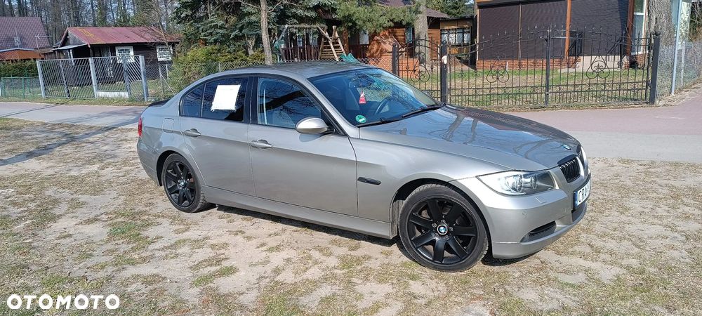 BMW Seria 3 - 12