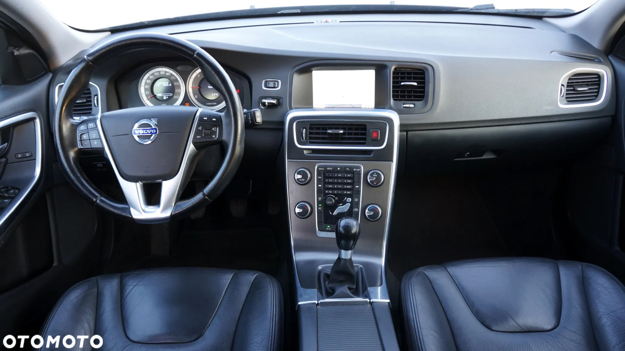 Volvo V60 D2 Momentum - 7