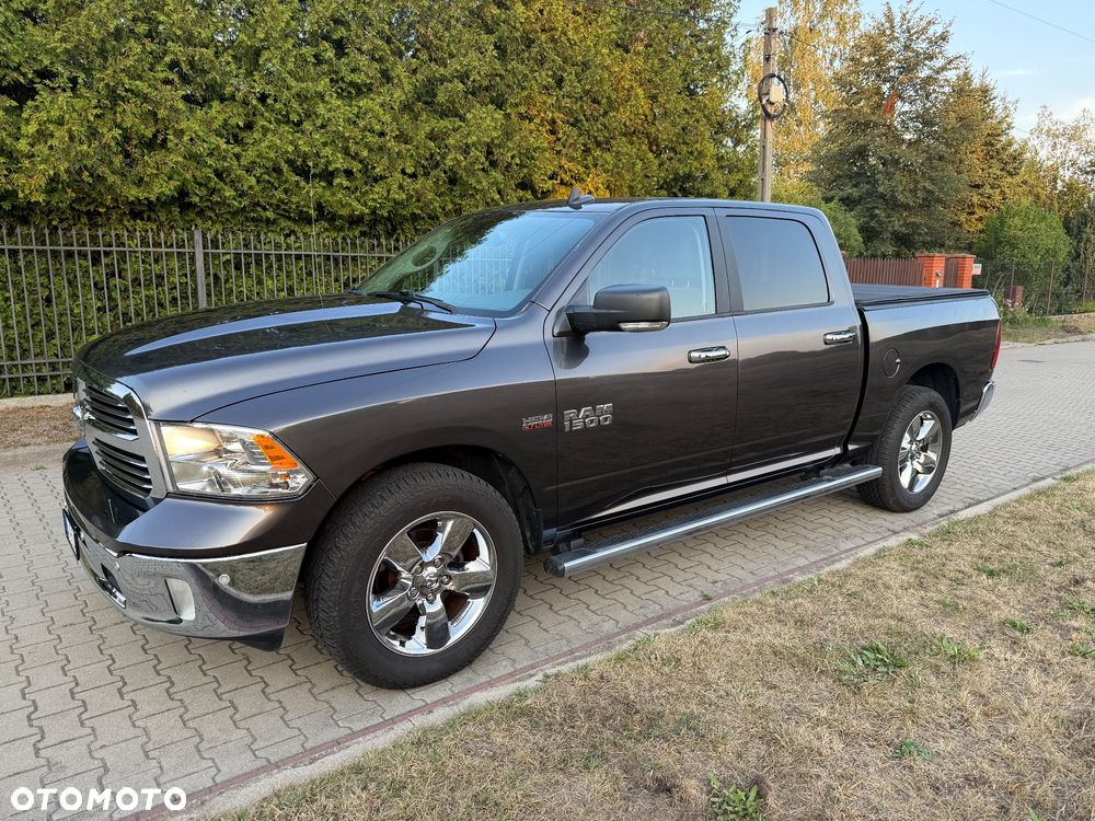 RAM 1500 Crew Cab Shortbed Bighorn - 2
