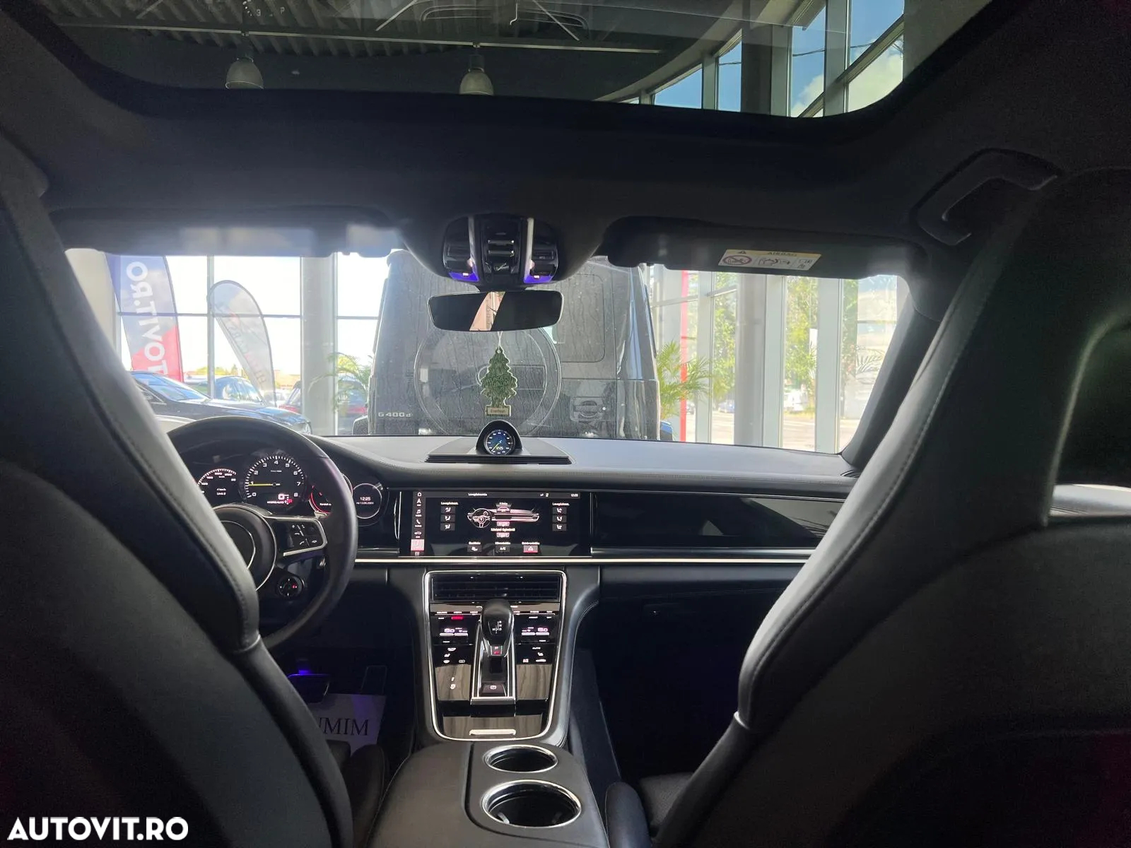 Porsche Panamera - 16