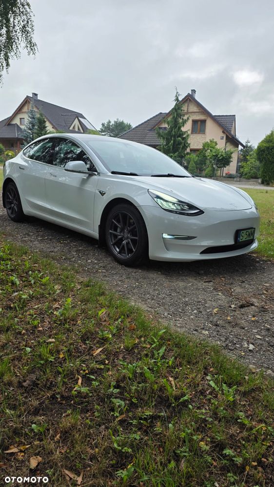 Tesla Model 3 Long Range RWD - 2