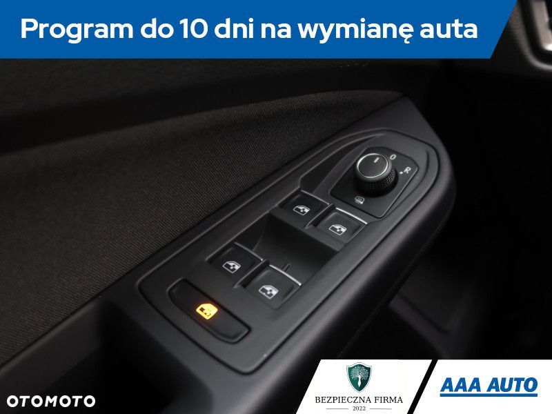 Volkswagen Golf - 19