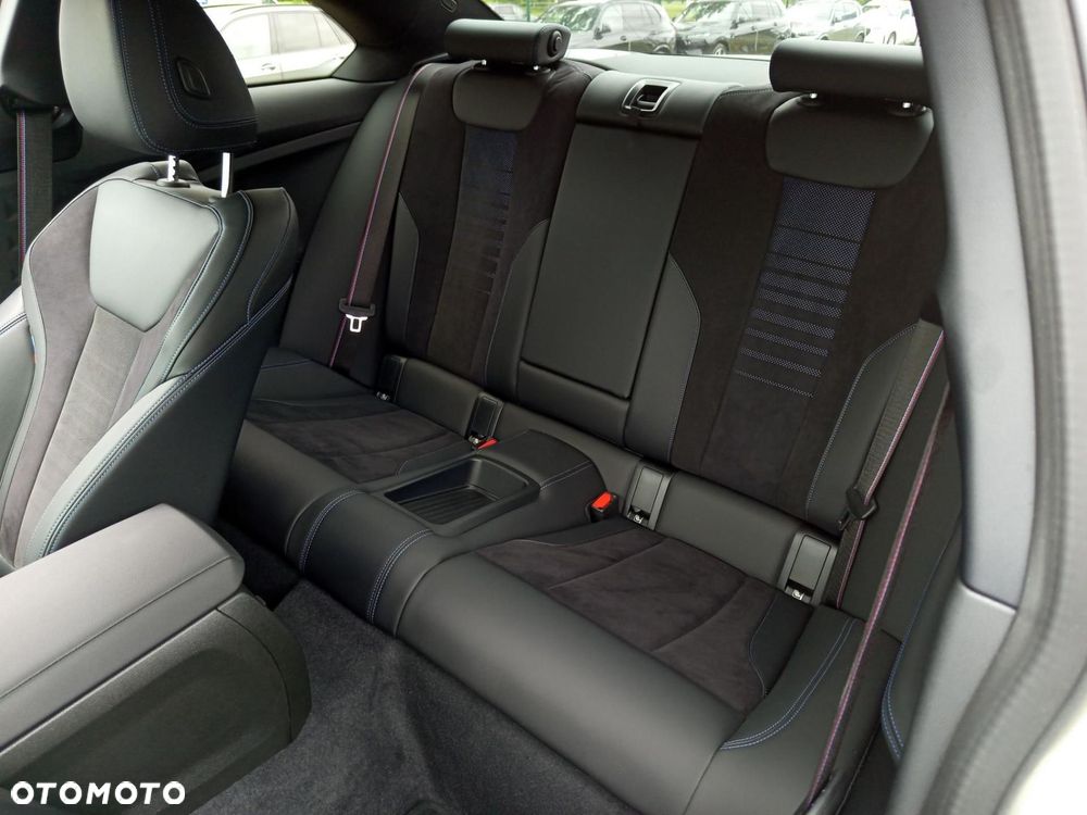 BMW Seria 2 220d mHEV M Sport - 22