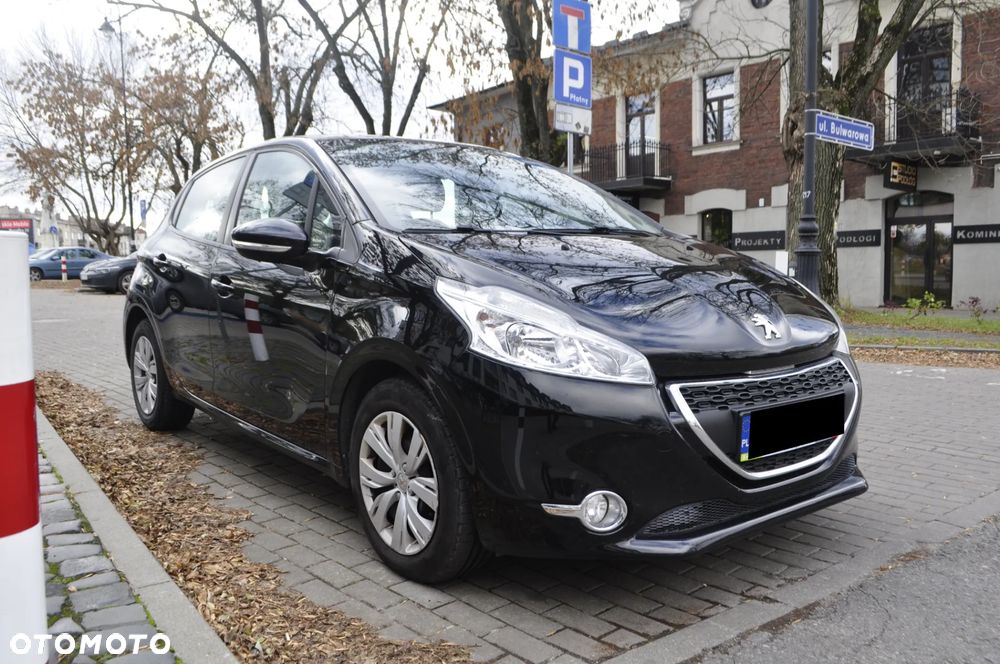 Peugeot 208 - 2