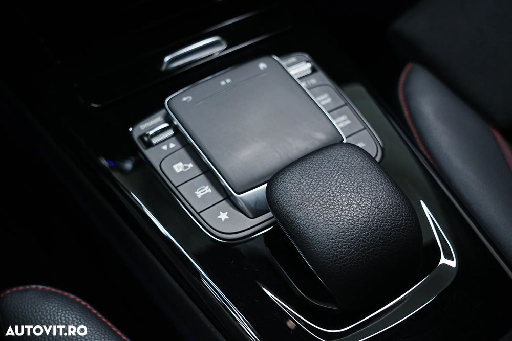 Mercedes-Benz CLA 180 d 7G-DCT AMG Line - 38