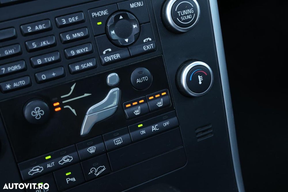 VOLVO XC60 2011 — imagine 20