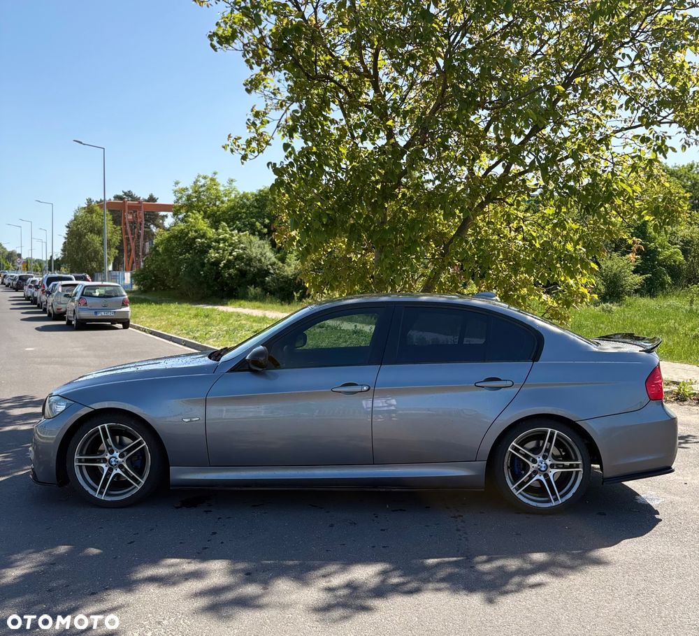 BMW Seria 3 318d - 4