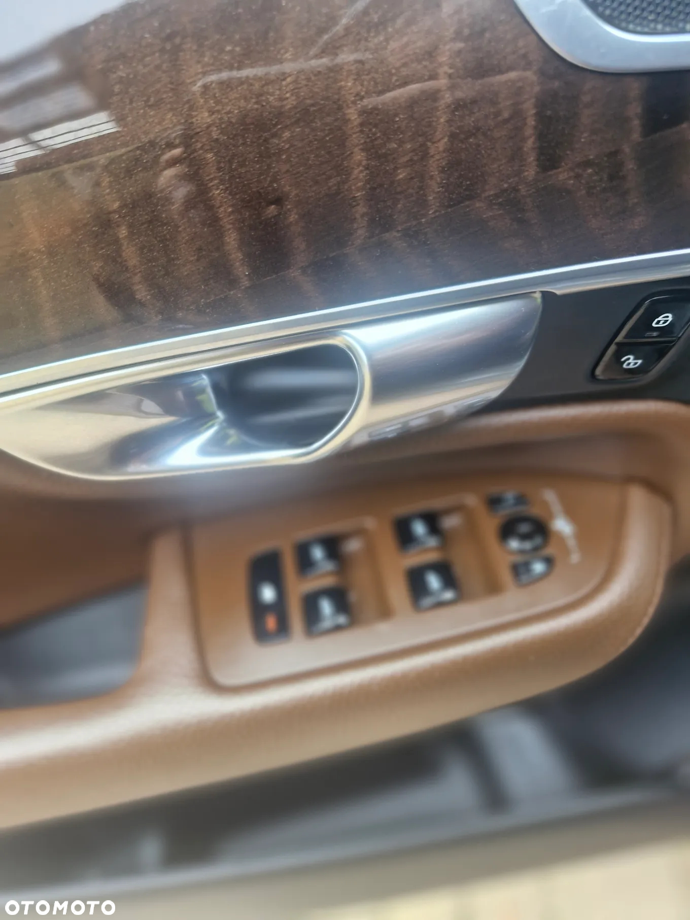 Volvo XC 90 D5 AWD R-Design 7os - 9