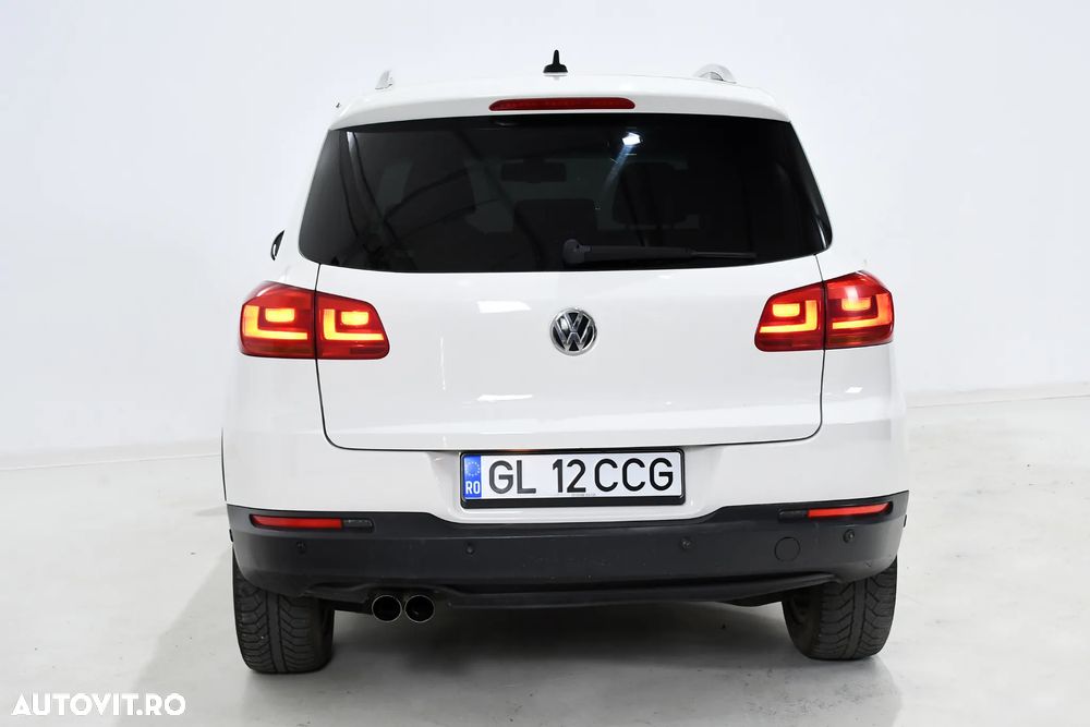 Volkswagen Tiguan 2.0 TDI DPF BlueMotion Technology Cup Sport & Style - 12