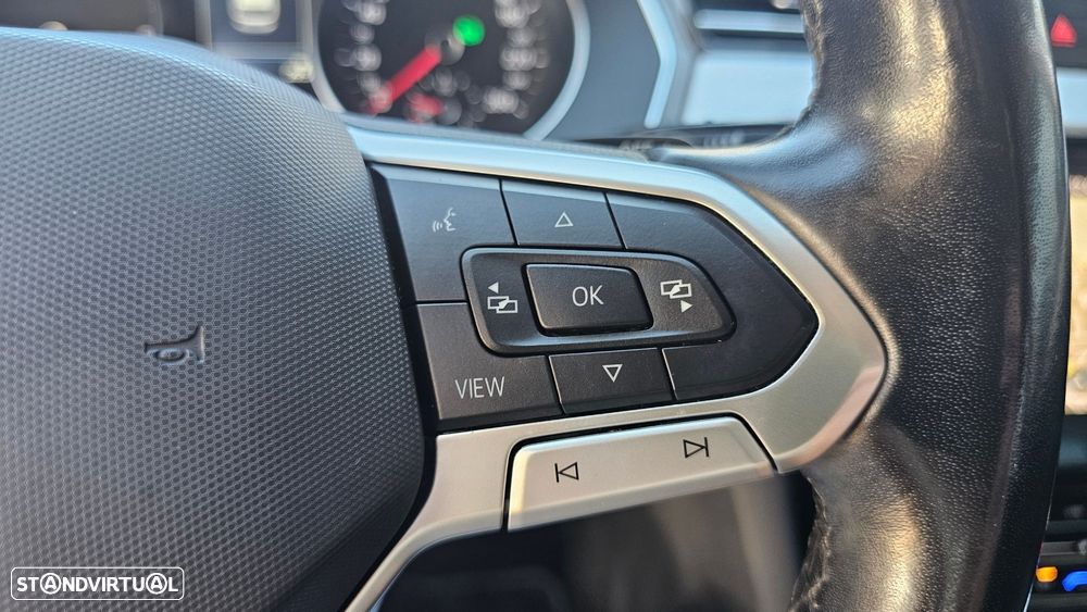 VW Passat Variant 2.0 TDi Business DSG - 20